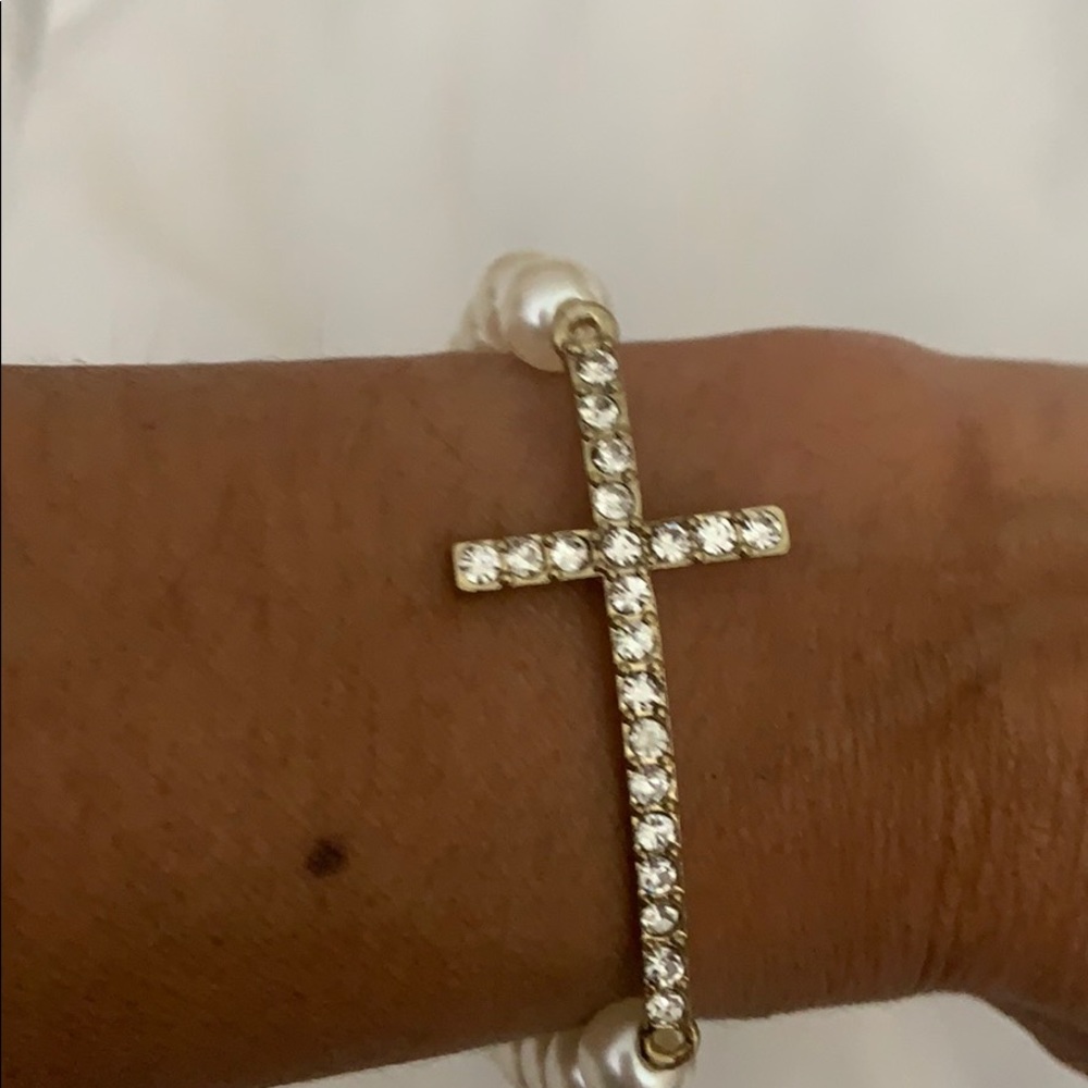 Cross bracelet